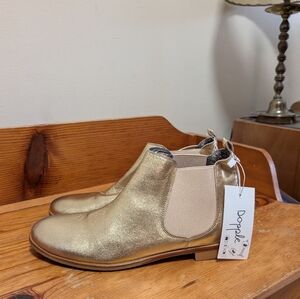 Bonpoint Gold Metallic Leather Chelsea Boots Women’s EU 40